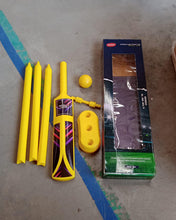 Small Cricket Kit for Boys & Girls, Cricket Set with 1 Cricket Bat, 1 Plastic Ball, Bails, 3 Stumps with Stand Base